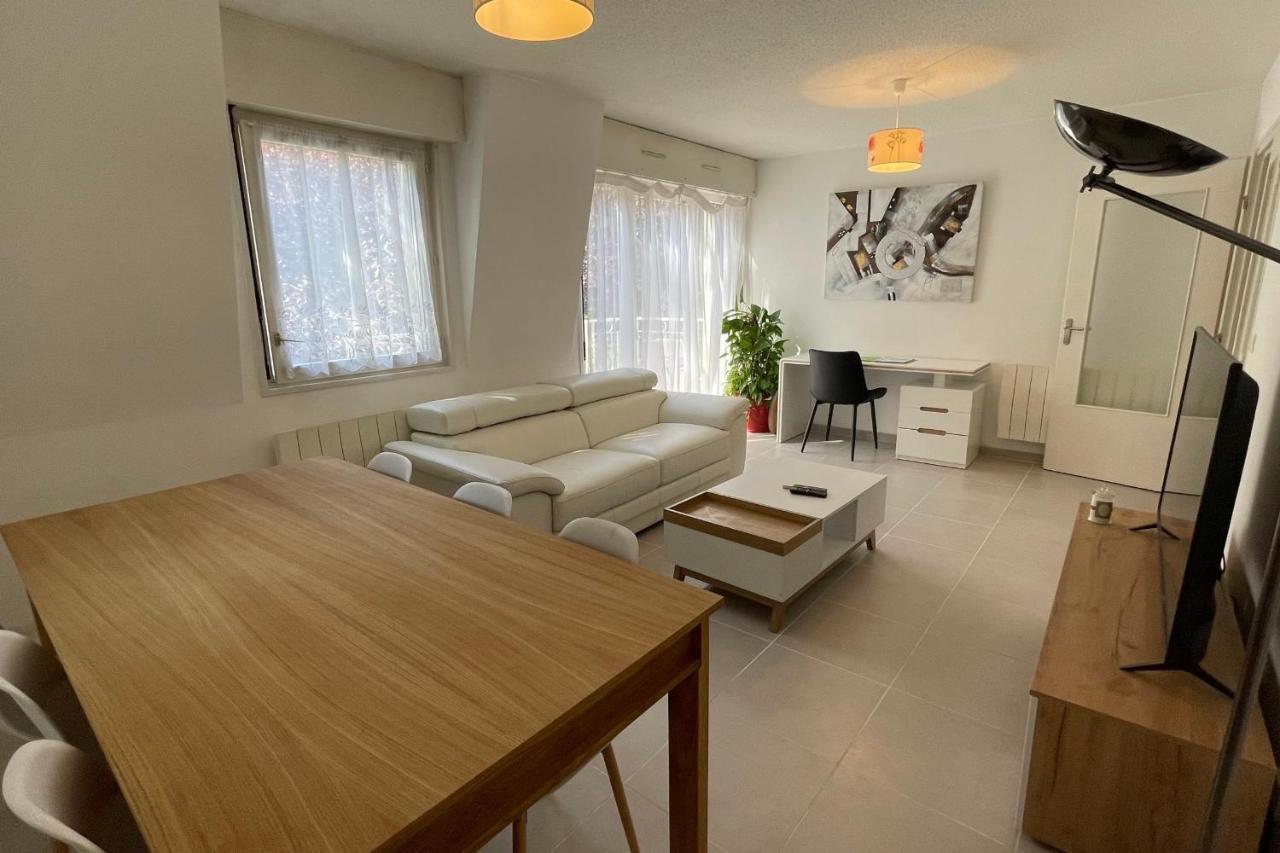 Le Bois Gentil - Grand Appartement Familial, Proche De Geneve Et Du Palexpo Saint-Julien-en-Genevois Luaran gambar